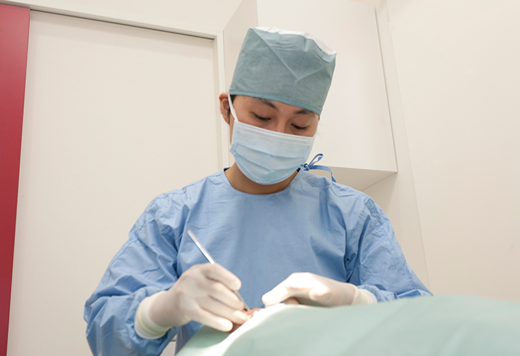 インプラント専門医による安心安全な治療